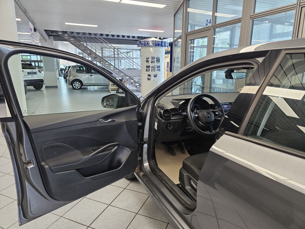 Skoda Fabia  bei Hoffmann Automobile in Wolfsburg kaufen und sofort mitnehmen - Bild 16