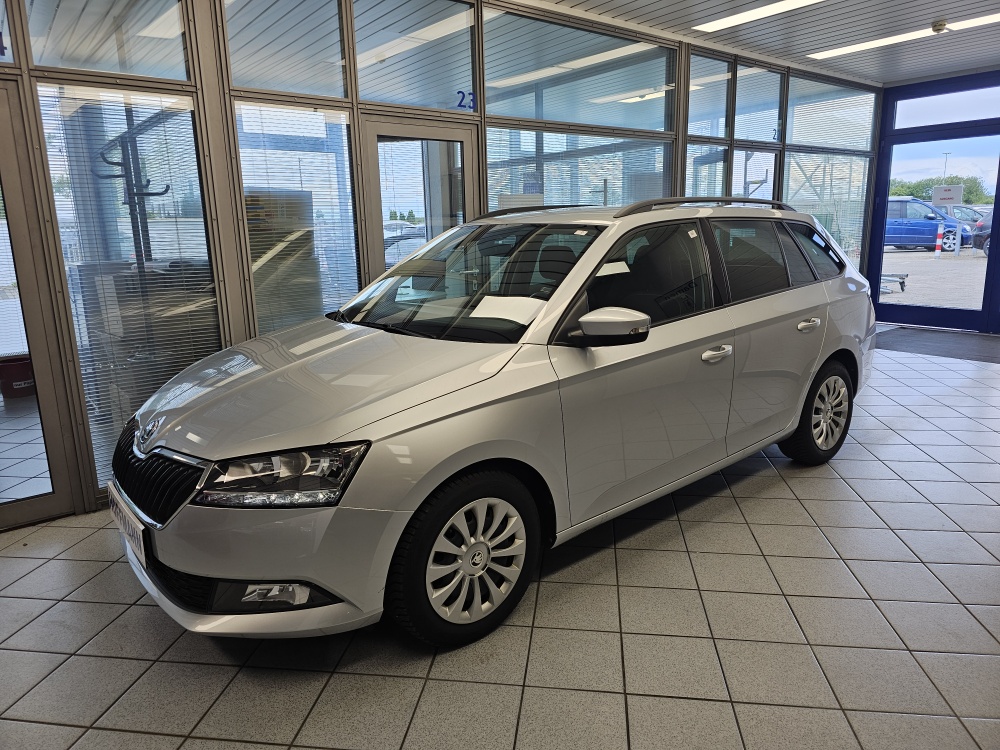 Skoda Fabia Combi Ambition für nur 16.900,- € bei Hoffmann Automobile in Wolfsburg kaufen und sofort mitnehmen