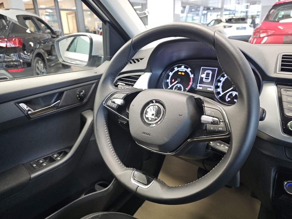 Skoda Fabia Combi  bei Hoffmann Automobile in Wolfsburg kaufen und sofort mitnehmen - Bild 12