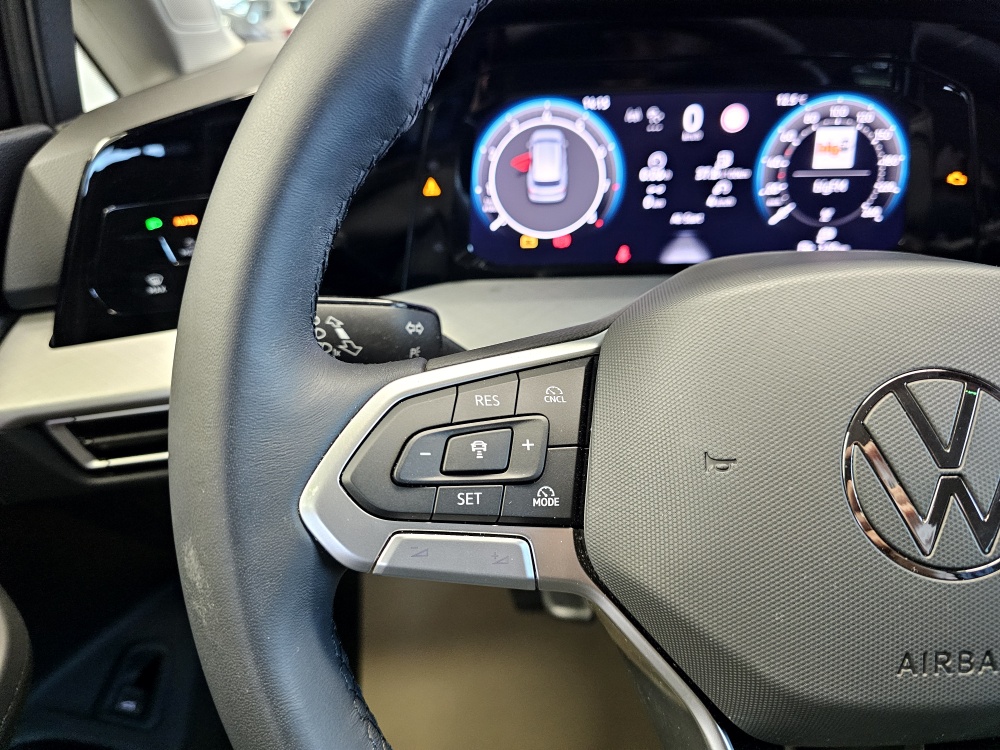 VW Golf Variant  bei Hoffmann Automobile in Wolfsburg kaufen und sofort mitnehmen - Bild 15