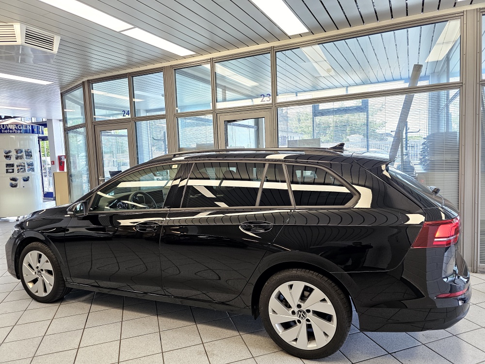 VW Golf Variant  bei Hoffmann Automobile in Wolfsburg kaufen und sofort mitnehmen - Bild 21
