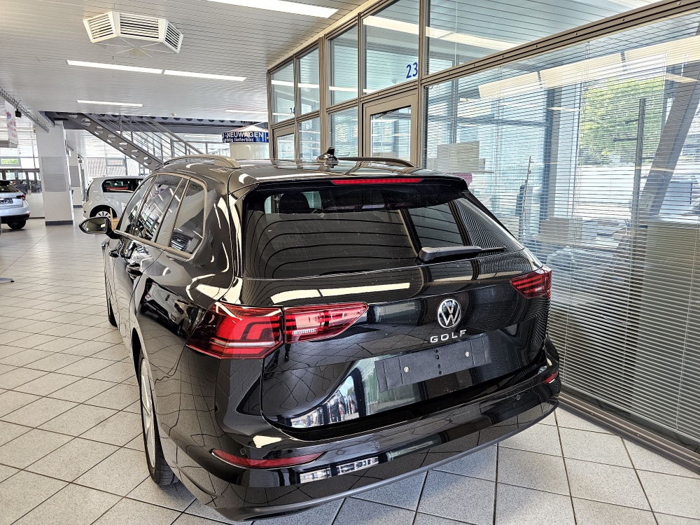 VW Golf Variant  bei Hoffmann Automobile in Wolfsburg kaufen und sofort mitnehmen - Bild 4