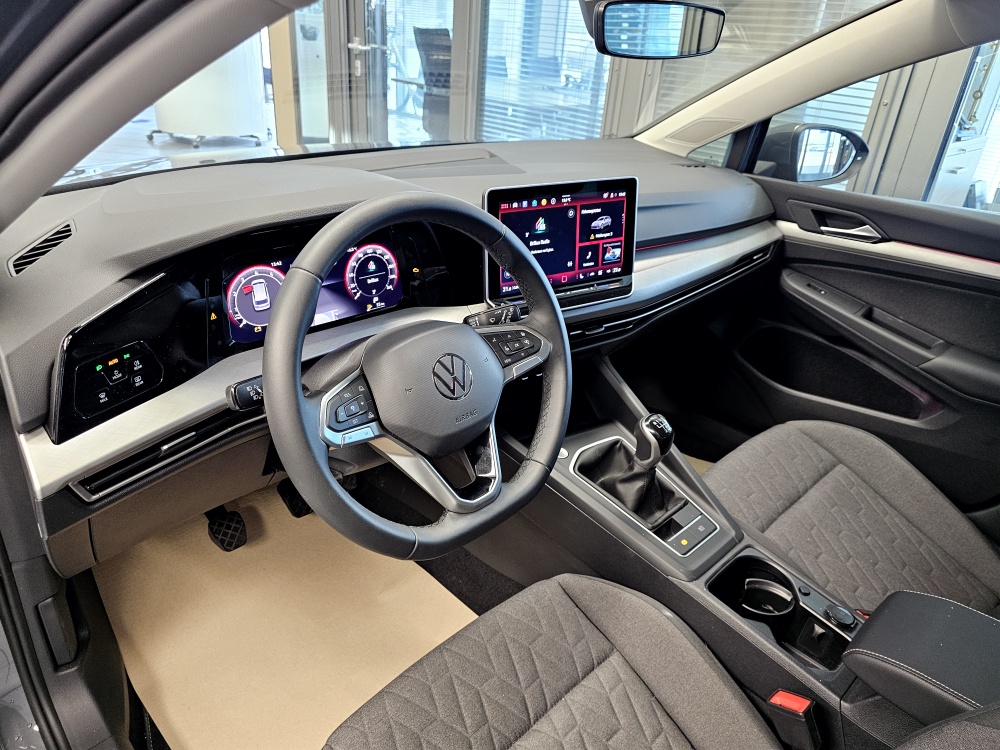 VW Golf Variant  bei Hoffmann Automobile in Wolfsburg kaufen und sofort mitnehmen - Bild 18