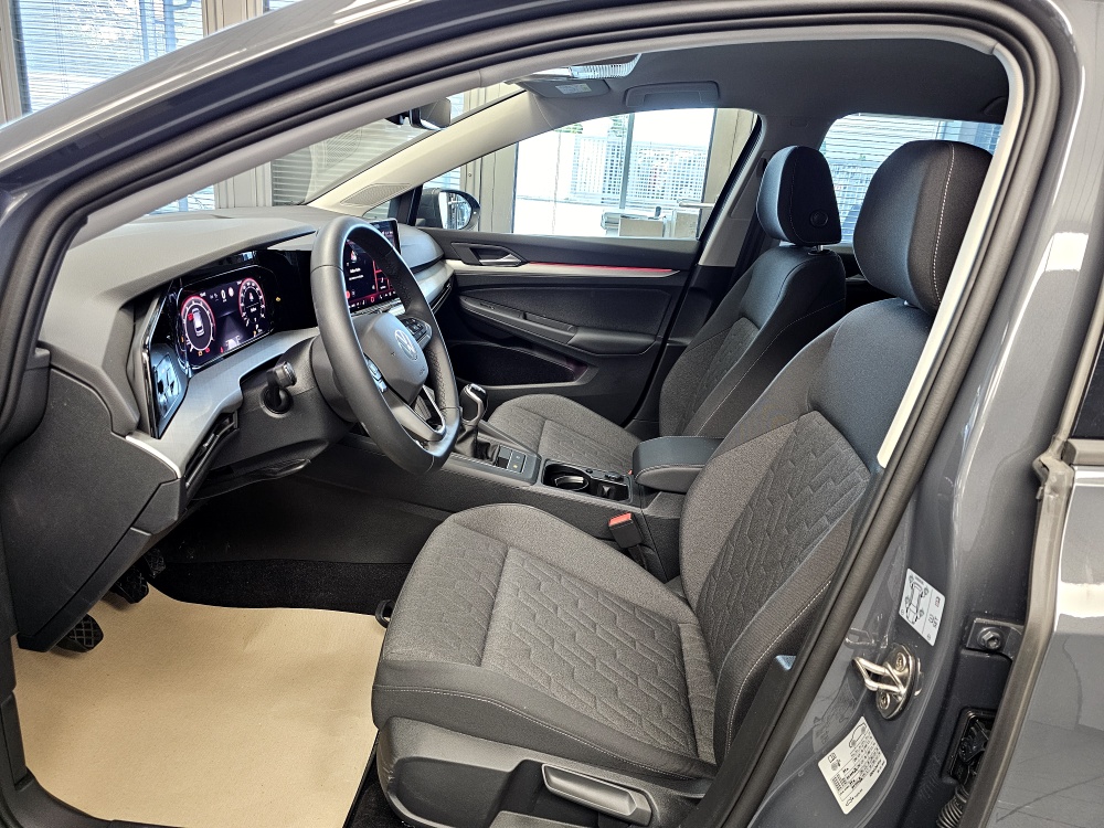 VW Golf Variant  bei Hoffmann Automobile in Wolfsburg kaufen und sofort mitnehmen - Bild 19