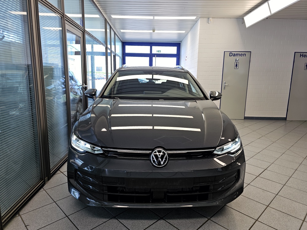 VW Golf Variant  bei Hoffmann Automobile in Wolfsburg kaufen und sofort mitnehmen - Bild 23
