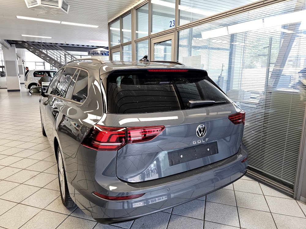 VW Golf Variant  bei Hoffmann Automobile in Wolfsburg kaufen und sofort mitnehmen - Bild 4