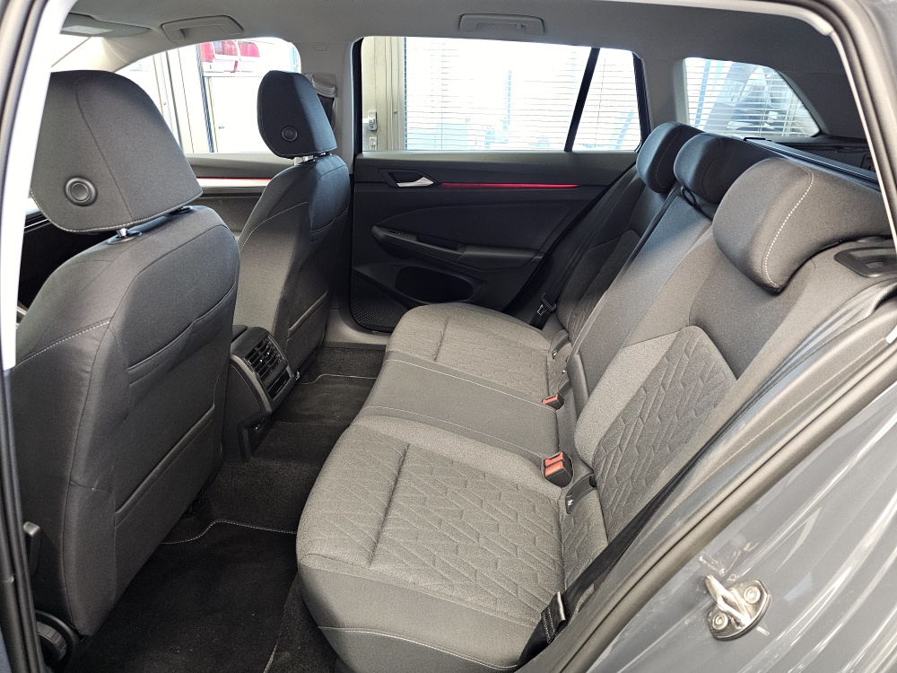 VW Golf Variant  bei Hoffmann Automobile in Wolfsburg kaufen und sofort mitnehmen - Bild 5