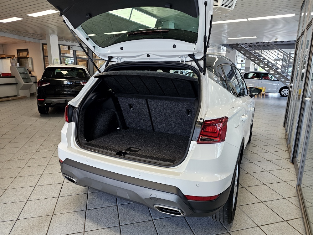 Seat Arona  bei Hoffmann Automobile in Wolfsburg kaufen und sofort mitnehmen - Bild 2