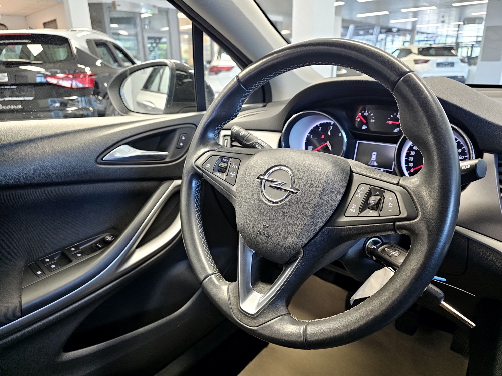 Opel Astra Sports Tourer  bei Hoffmann Automobile in Wolfsburg kaufen und sofort mitnehmen - Bild 11