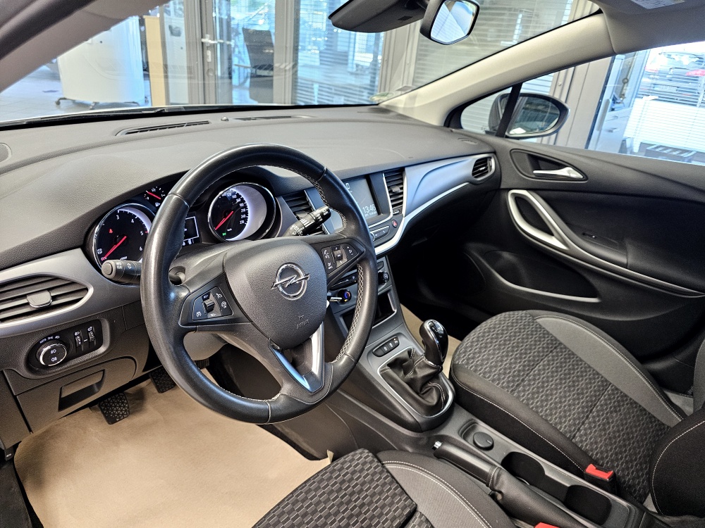 Opel Astra Sports Tourer  bei Hoffmann Automobile in Wolfsburg kaufen und sofort mitnehmen - Bild 13