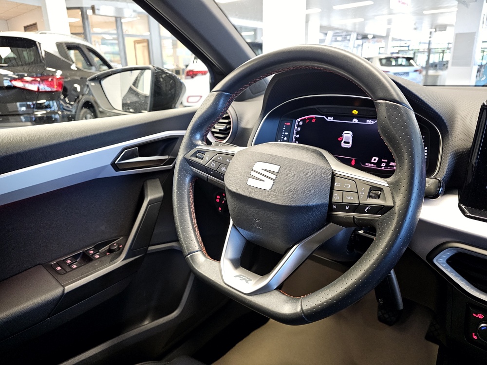 Seat Ibiza  bei Hoffmann Automobile in Wolfsburg kaufen und sofort mitnehmen - Bild 13