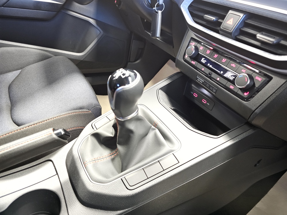Seat Ibiza  bei Hoffmann Automobile in Wolfsburg kaufen und sofort mitnehmen - Bild 6
