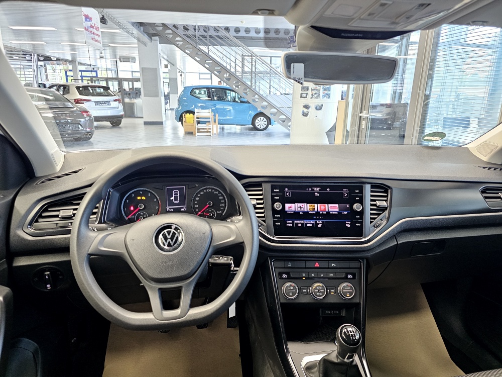 VW T-Roc  bei Hoffmann Automobile in Wolfsburg kaufen und sofort mitnehmen - Bild 11