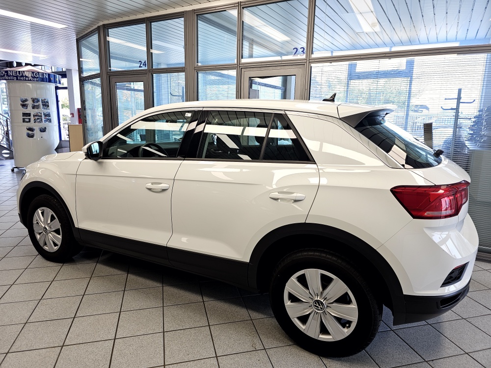 VW T-Roc  bei Hoffmann Automobile in Wolfsburg kaufen und sofort mitnehmen - Bild 15