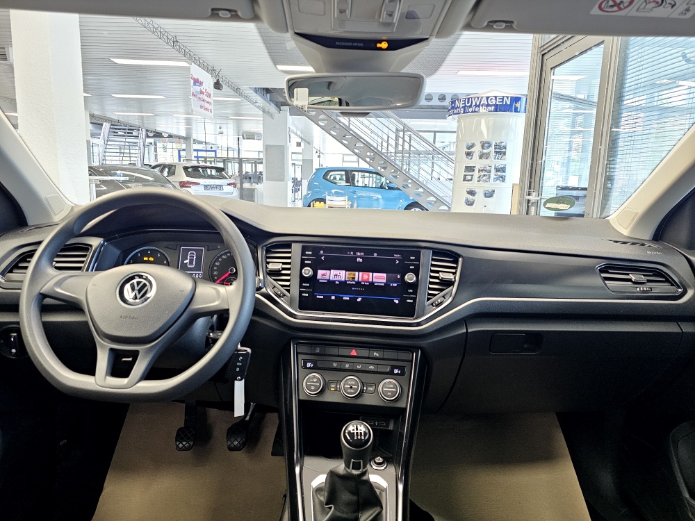 VW T-Roc  bei Hoffmann Automobile in Wolfsburg kaufen und sofort mitnehmen - Bild 5