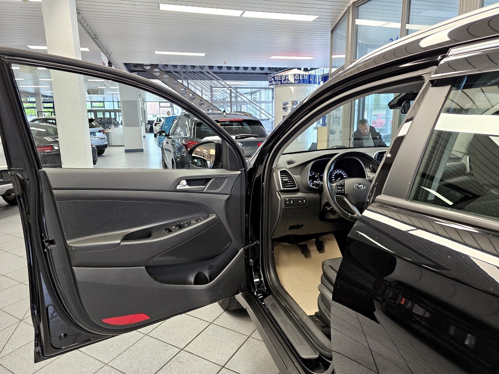 Hyundai Tucson  bei Hoffmann Automobile in Wolfsburg kaufen und sofort mitnehmen - Bild 16