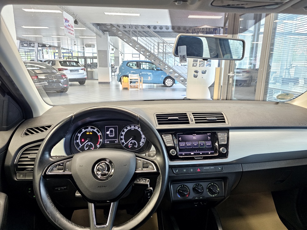 Skoda Fabia  bei Hoffmann Automobile in Wolfsburg kaufen und sofort mitnehmen - Bild 11