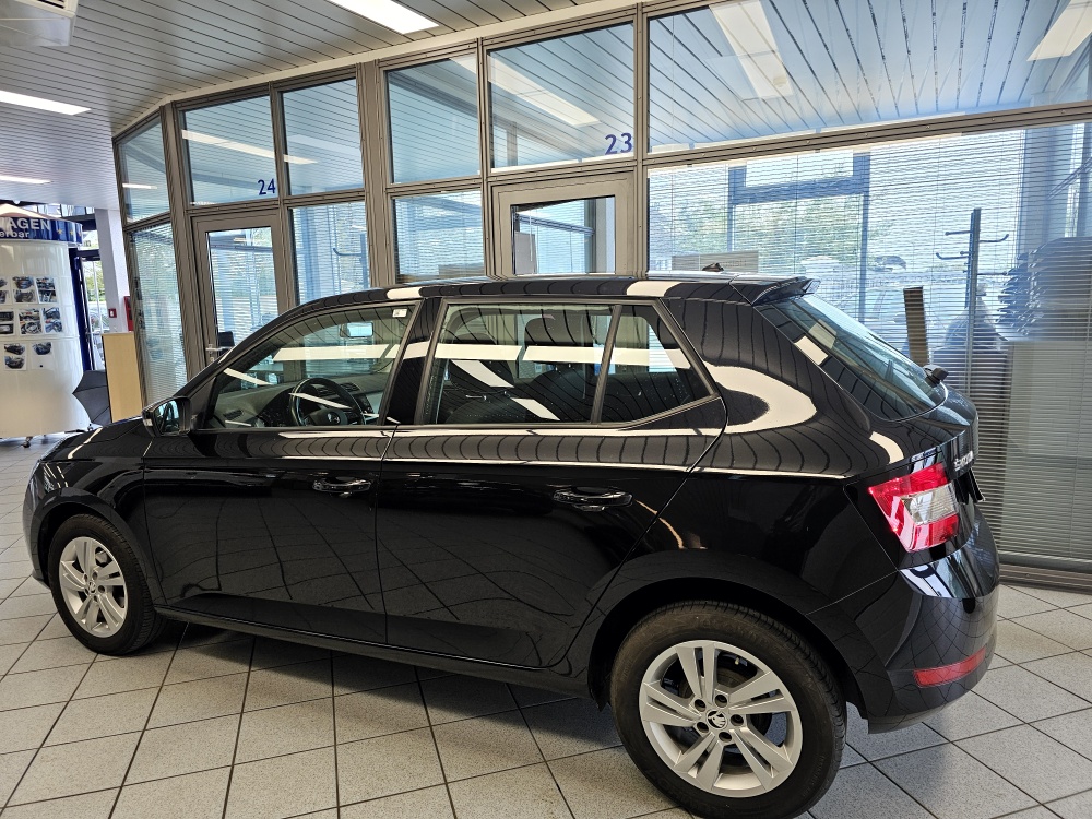 Skoda Fabia  bei Hoffmann Automobile in Wolfsburg kaufen und sofort mitnehmen - Bild 15