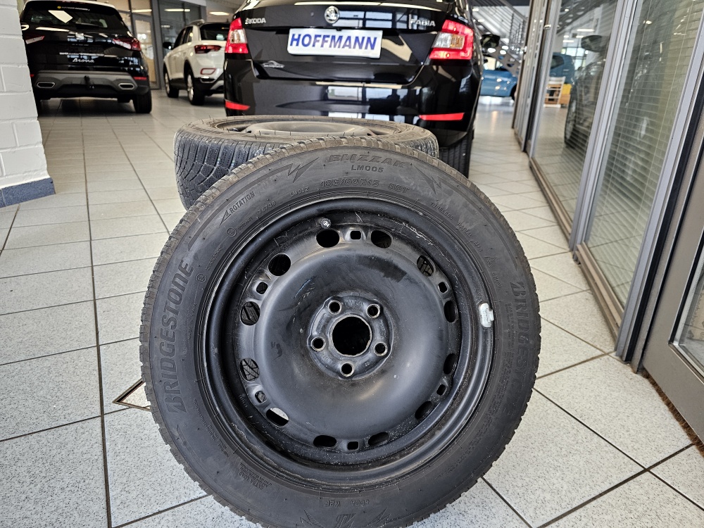 Skoda Fabia  bei Hoffmann Automobile in Wolfsburg kaufen und sofort mitnehmen - Bild 3