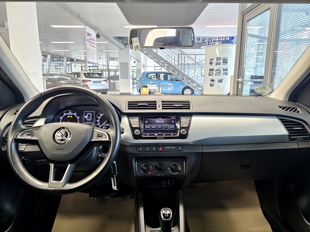 Skoda Fabia  bei Hoffmann Automobile in Wolfsburg kaufen und sofort mitnehmen - Bild 6