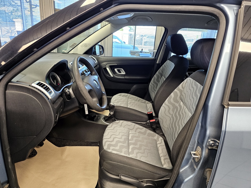 Skoda Fabia  bei Hoffmann Automobile in Wolfsburg kaufen und sofort mitnehmen - Bild 10