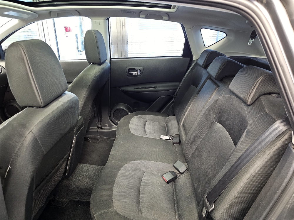 Nissan Qashqai  bei Hoffmann Automobile in Wolfsburg kaufen und sofort mitnehmen - Bild 4
