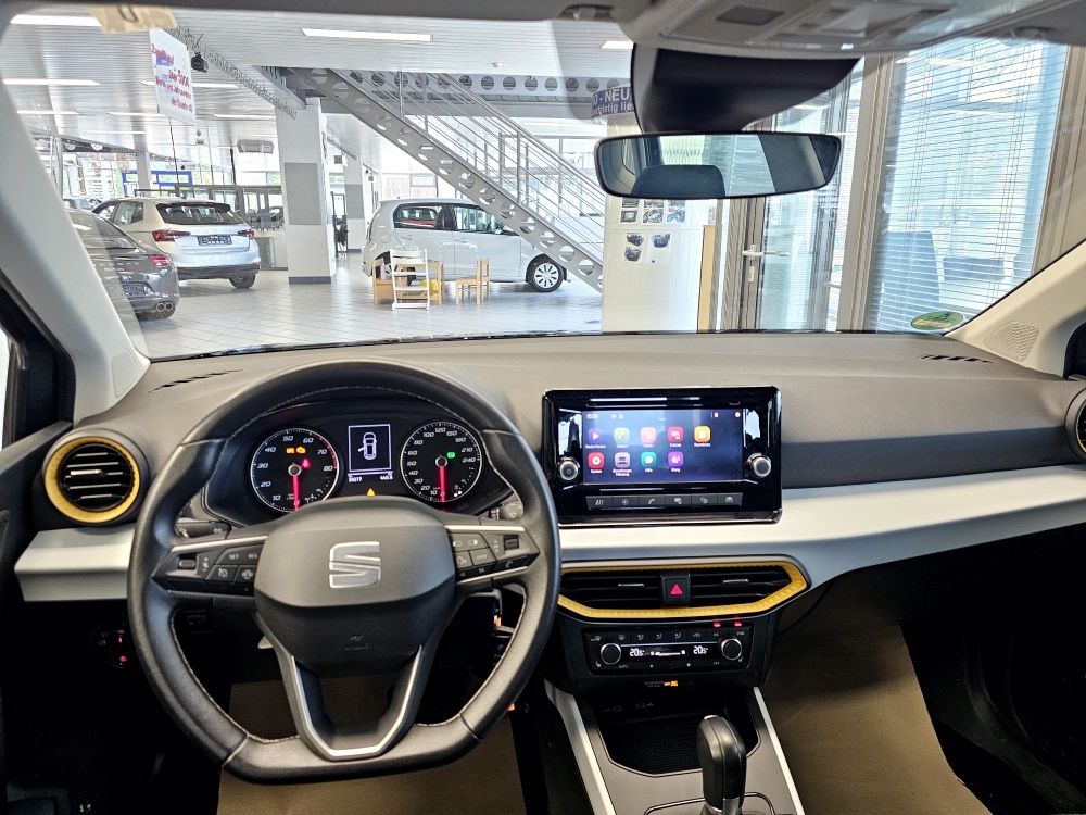 Seat Arona  bei Hoffmann Automobile in Wolfsburg kaufen und sofort mitnehmen - Bild 16