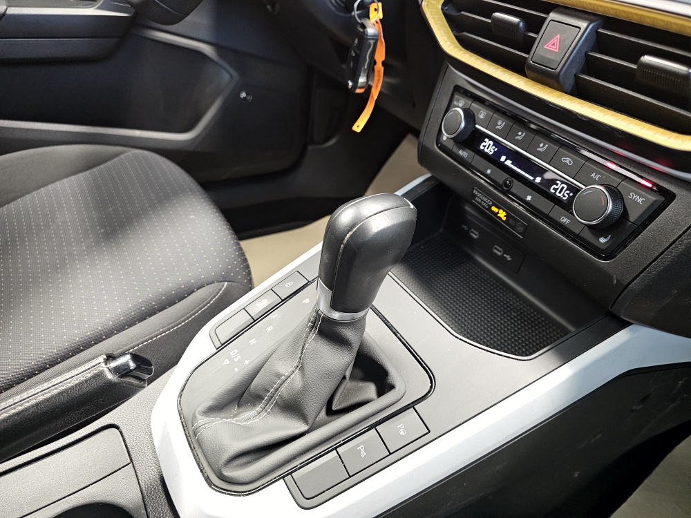 Seat Arona  bei Hoffmann Automobile in Wolfsburg kaufen und sofort mitnehmen - Bild 7