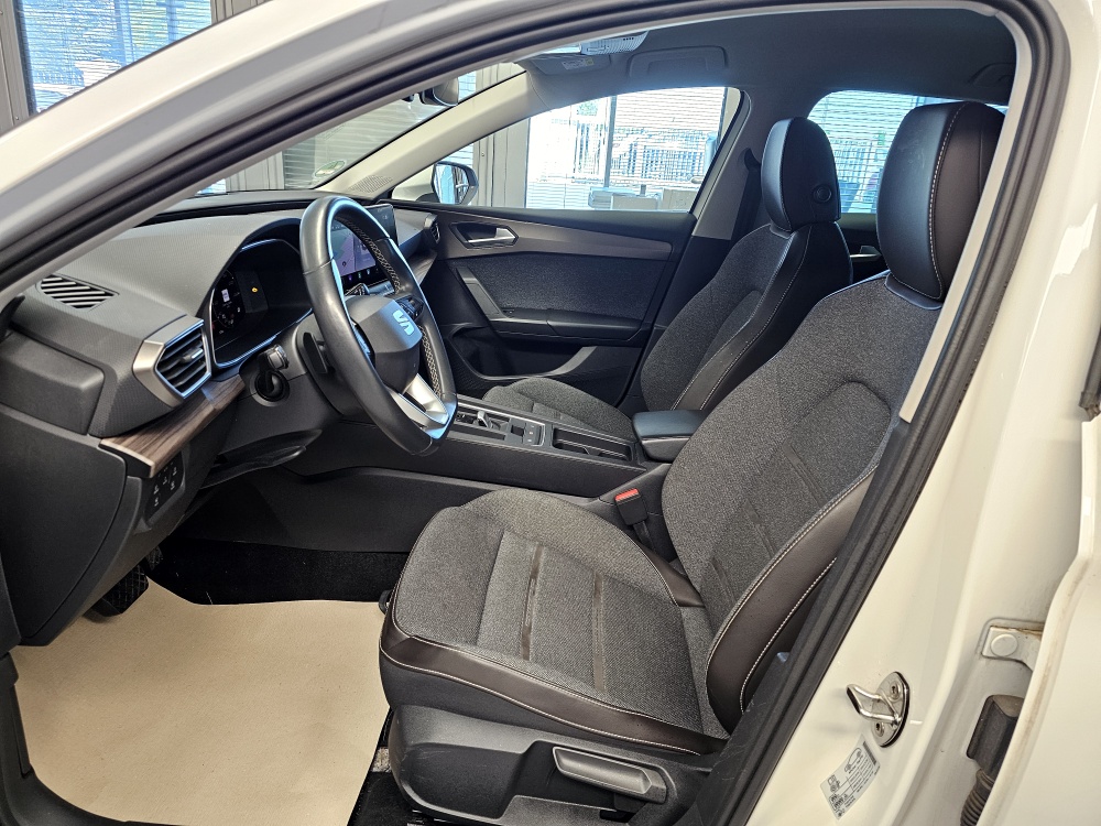 Seat Leon  bei Hoffmann Automobile in Wolfsburg kaufen und sofort mitnehmen - Bild 19