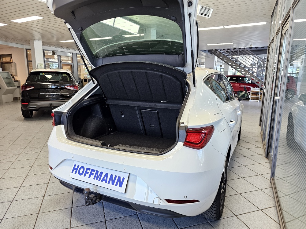 Seat Leon  bei Hoffmann Automobile in Wolfsburg kaufen und sofort mitnehmen - Bild 2