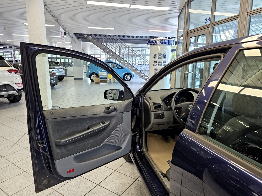 Skoda Fabia  bei Hoffmann Automobile in Wolfsburg kaufen und sofort mitnehmen - Bild 13