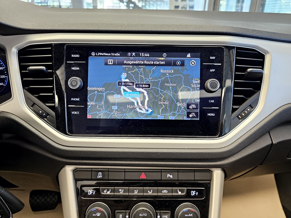 VW T-Roc  bei Hoffmann Automobile in Wolfsburg kaufen und sofort mitnehmen - Bild 8