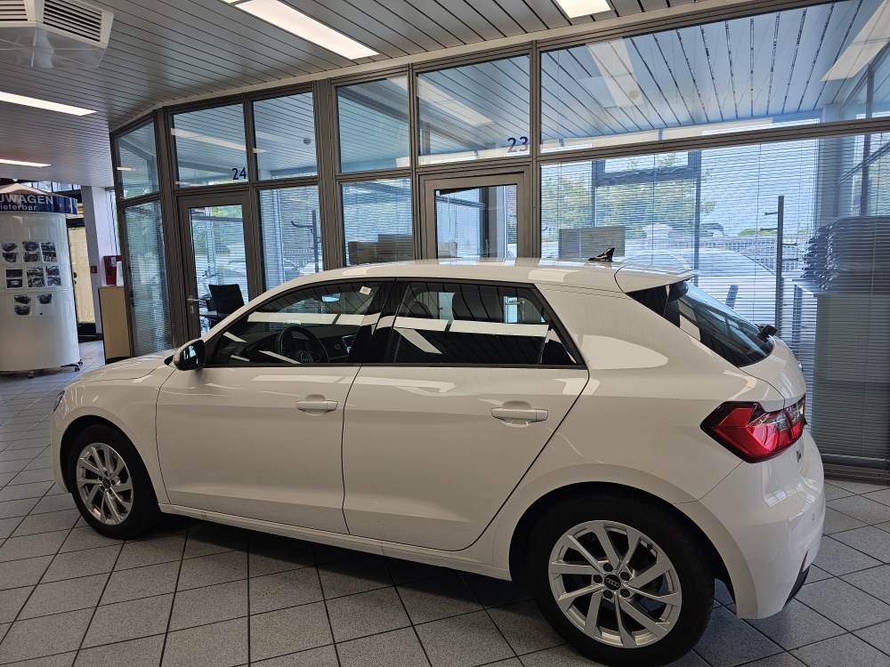 Audi A1 Sportback  bei Hoffmann Automobile in Wolfsburg kaufen und sofort mitnehmen - Bild 17