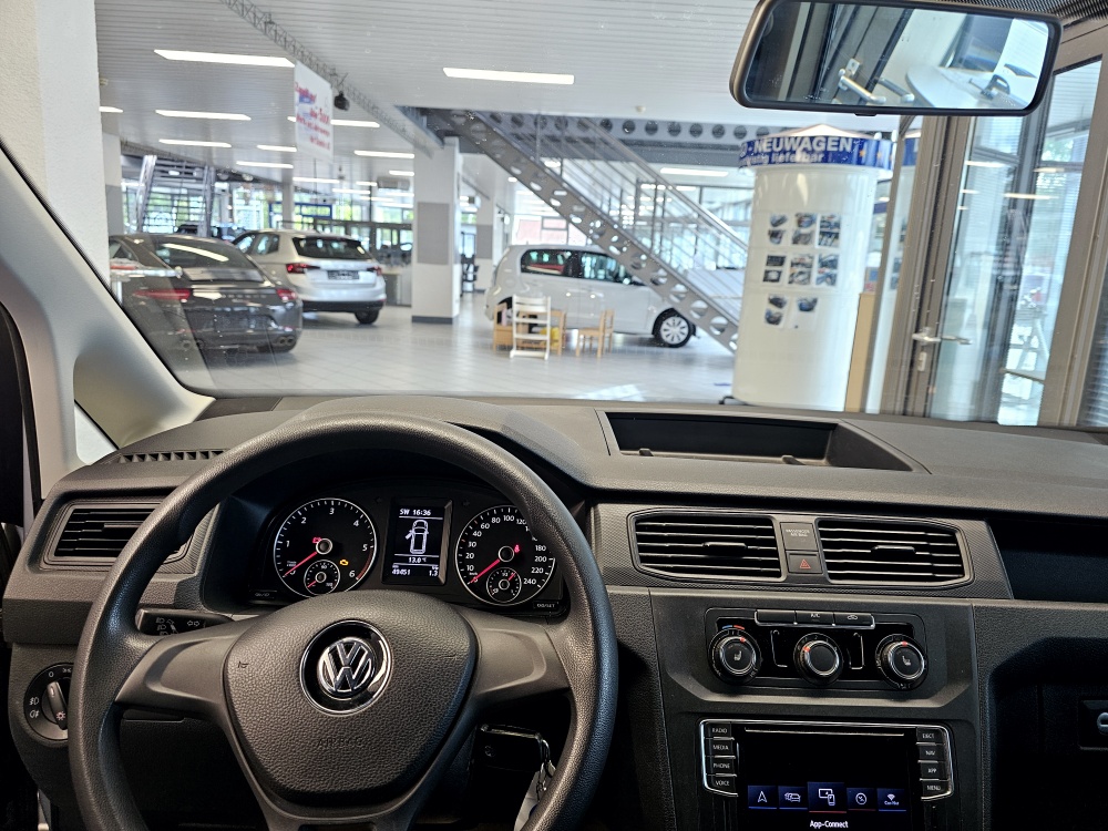 VW Caddy  bei Hoffmann Automobile in Wolfsburg kaufen und sofort mitnehmen - Bild 10