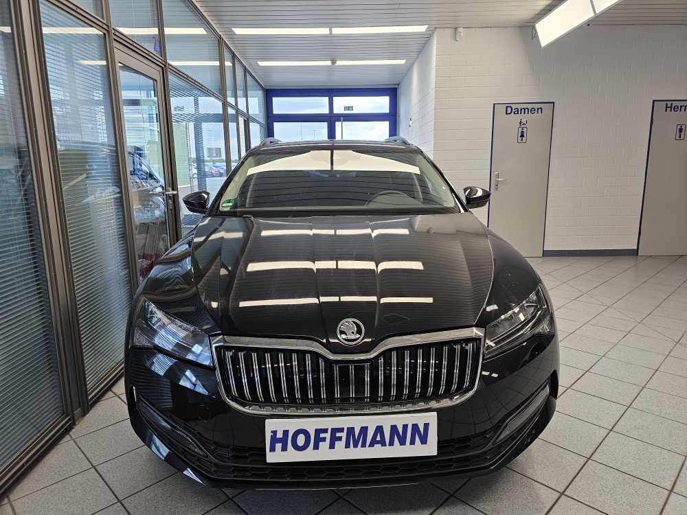 Skoda Superb Combi  bei Hoffmann Automobile in Wolfsburg kaufen und sofort mitnehmen - Bild 19