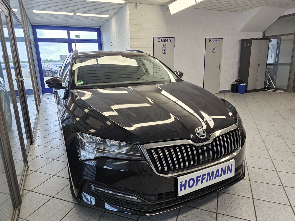 Skoda Superb Combi  bei Hoffmann Automobile in Wolfsburg kaufen und sofort mitnehmen - Bild 20
