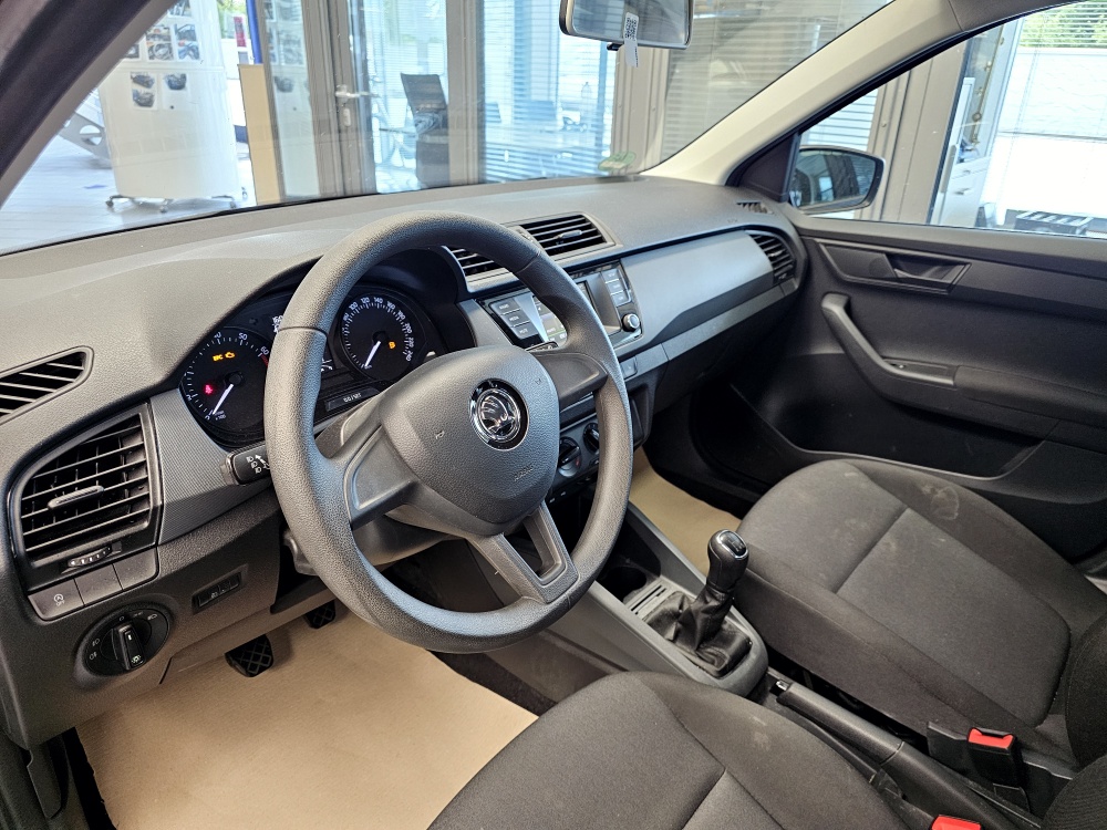 Skoda Fabia Combi  bei Hoffmann Automobile in Wolfsburg kaufen und sofort mitnehmen - Bild 11