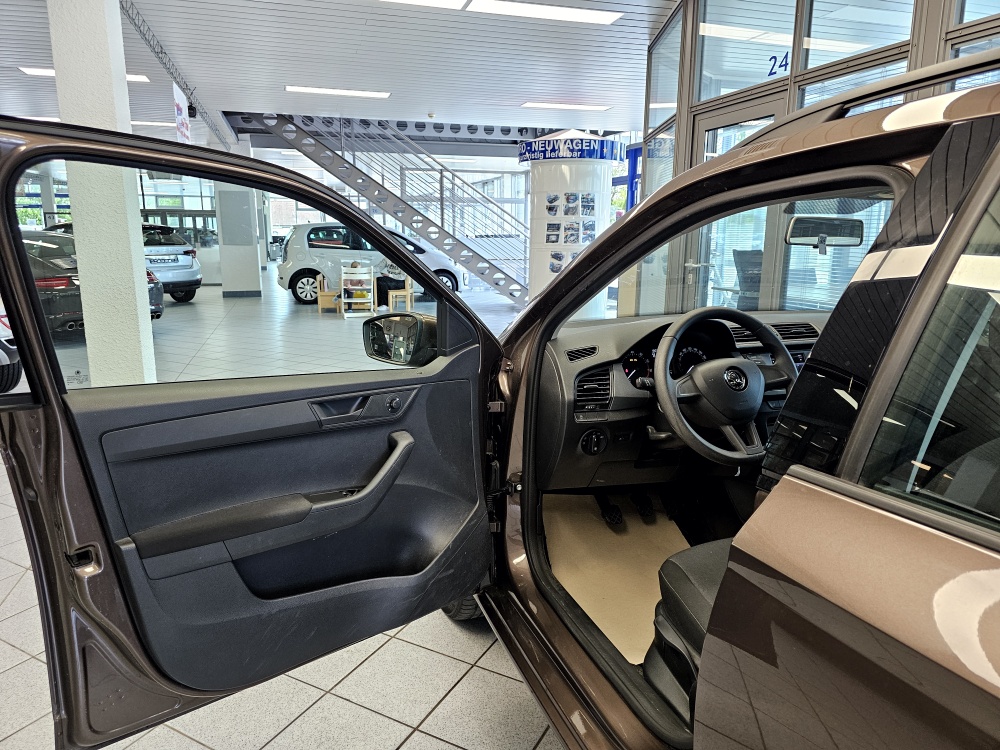 Skoda Fabia Combi  bei Hoffmann Automobile in Wolfsburg kaufen und sofort mitnehmen - Bild 13