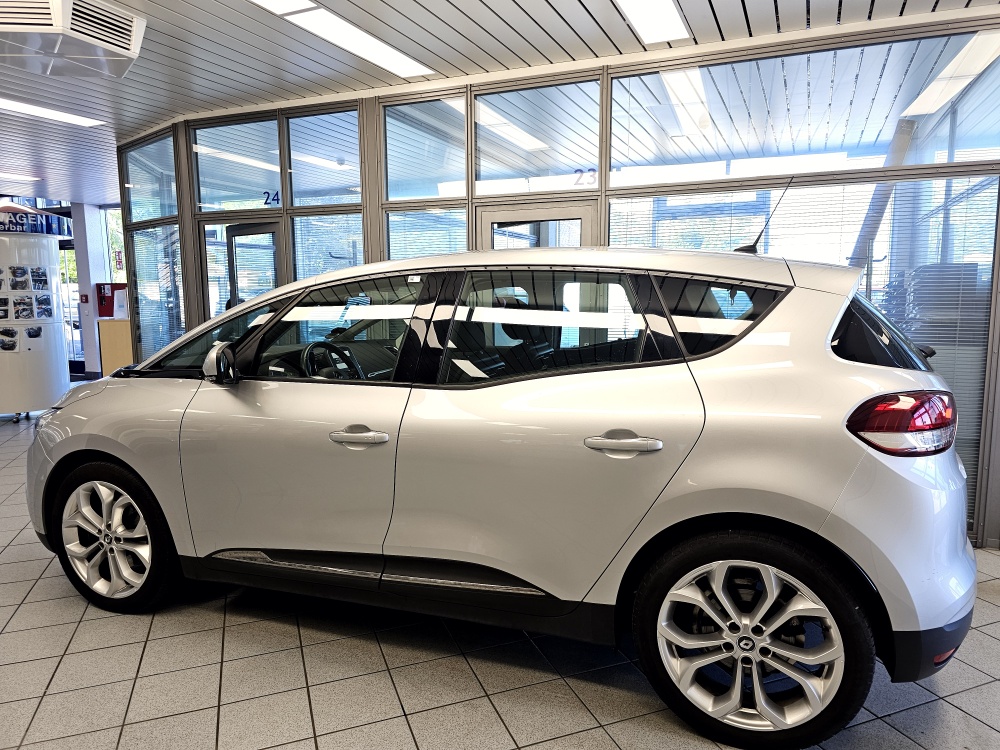 Renault Scenic  bei Hoffmann Automobile in Wolfsburg kaufen und sofort mitnehmen - Bild 21