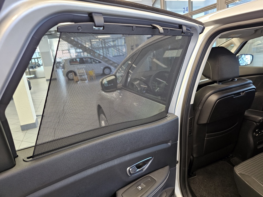 Renault Scenic  bei Hoffmann Automobile in Wolfsburg kaufen und sofort mitnehmen - Bild 8