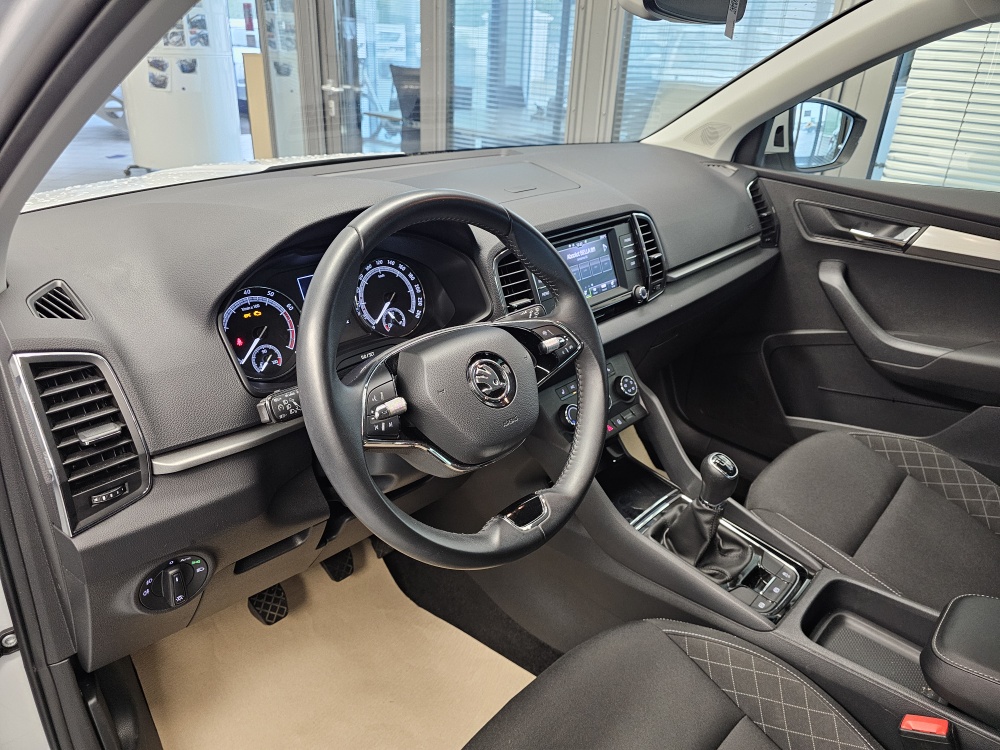 Skoda Karoq  bei Hoffmann Automobile in Wolfsburg kaufen und sofort mitnehmen - Bild 14