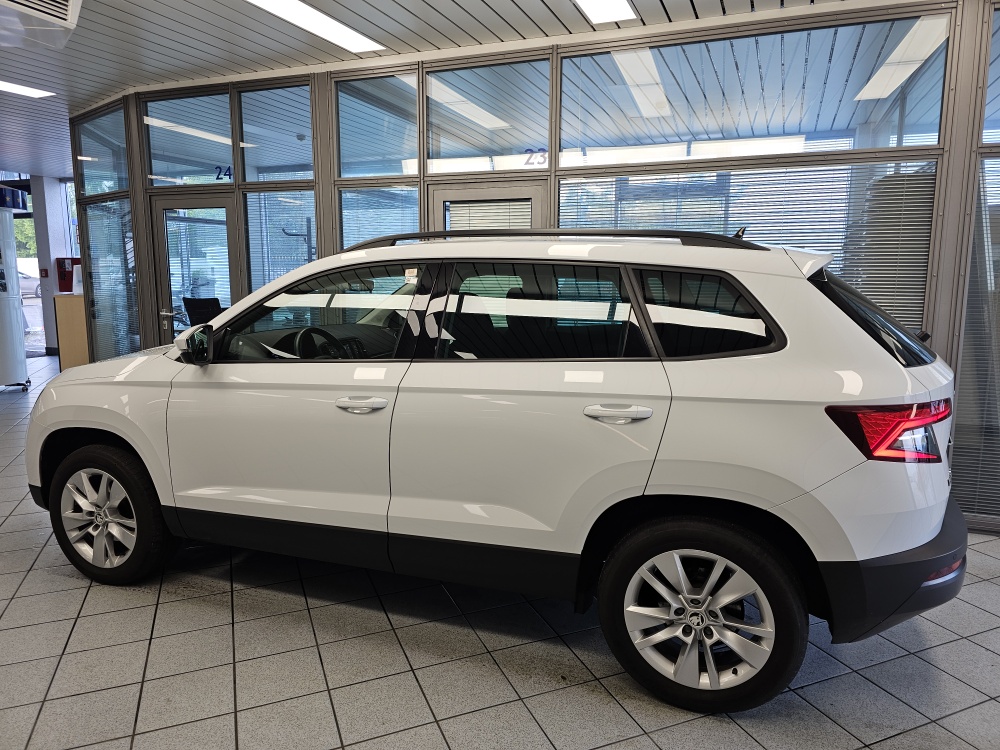 Skoda Karoq  bei Hoffmann Automobile in Wolfsburg kaufen und sofort mitnehmen - Bild 17