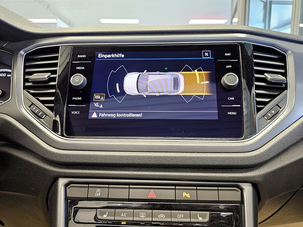 VW T-Roc  bei Hoffmann Automobile in Wolfsburg kaufen und sofort mitnehmen - Bild 11