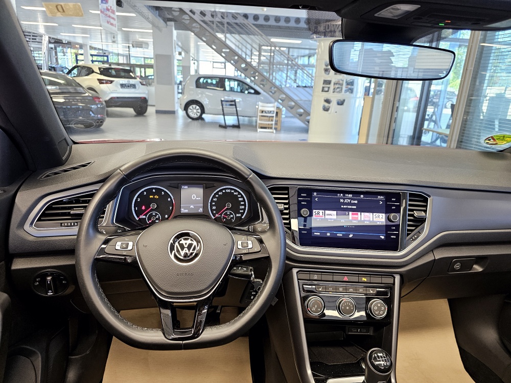 VW T-Roc  bei Hoffmann Automobile in Wolfsburg kaufen und sofort mitnehmen - Bild 13