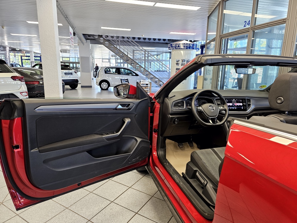 VW T-Roc  bei Hoffmann Automobile in Wolfsburg kaufen und sofort mitnehmen - Bild 16