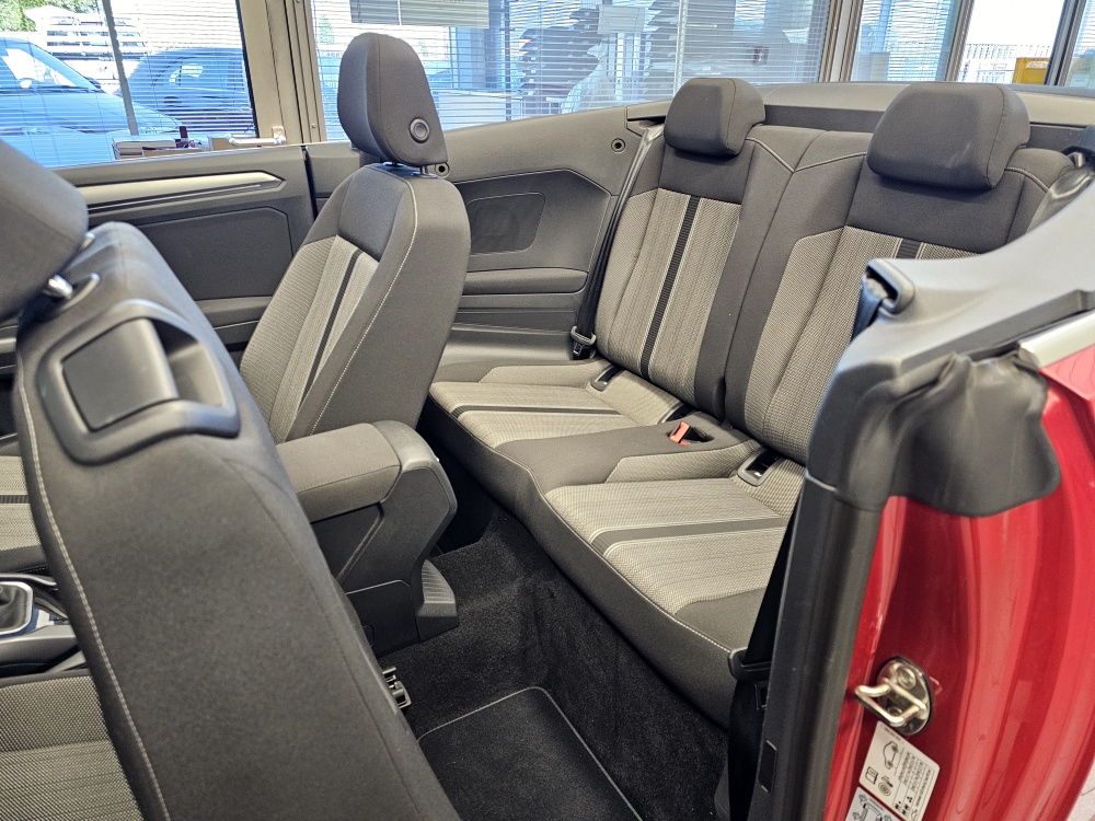 VW T-Roc  bei Hoffmann Automobile in Wolfsburg kaufen und sofort mitnehmen - Bild 4