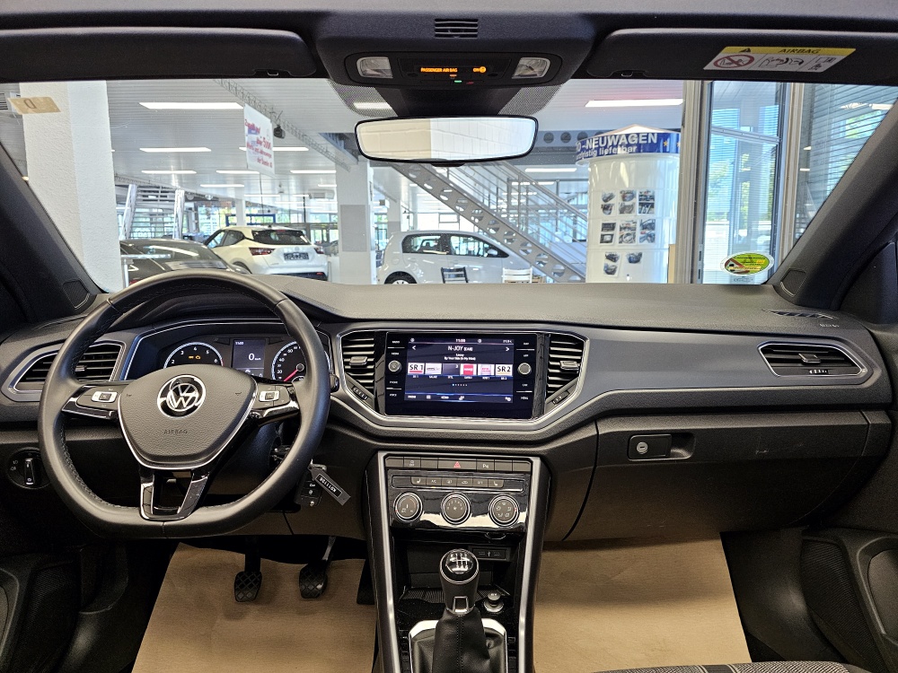VW T-Roc  bei Hoffmann Automobile in Wolfsburg kaufen und sofort mitnehmen - Bild 5