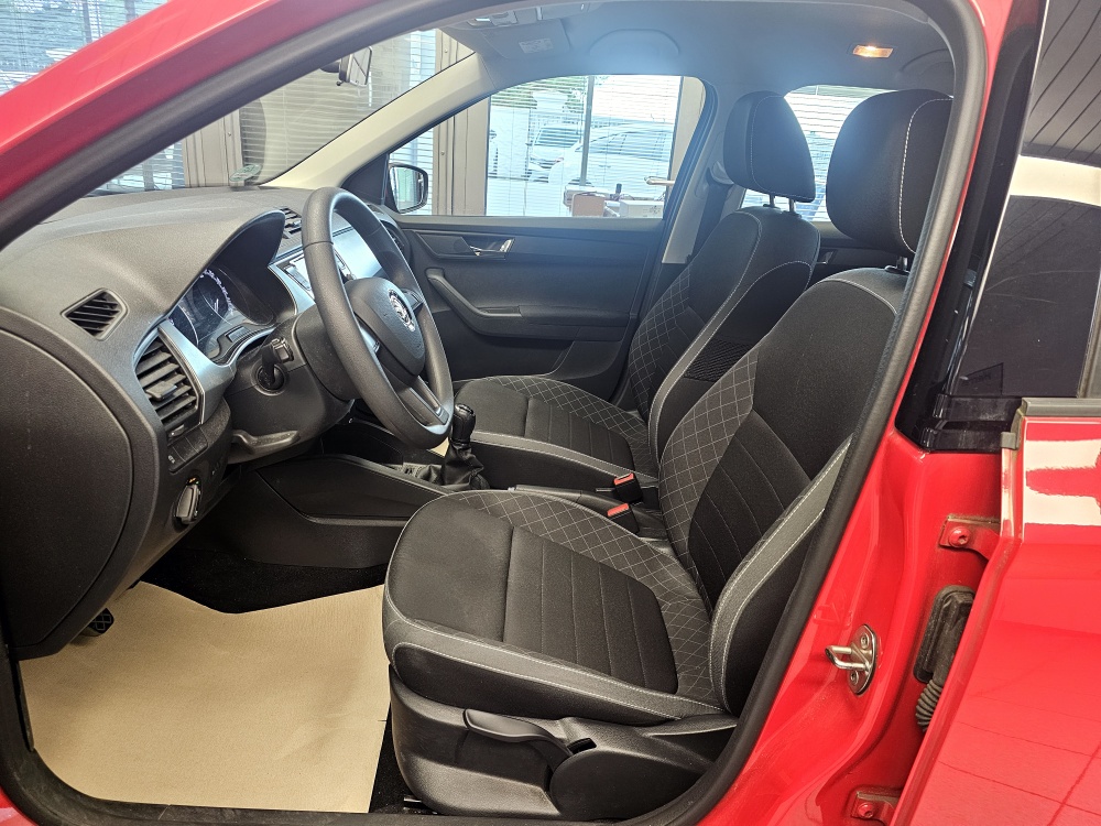 Skoda Fabia  bei Hoffmann Automobile in Wolfsburg kaufen und sofort mitnehmen - Bild 11