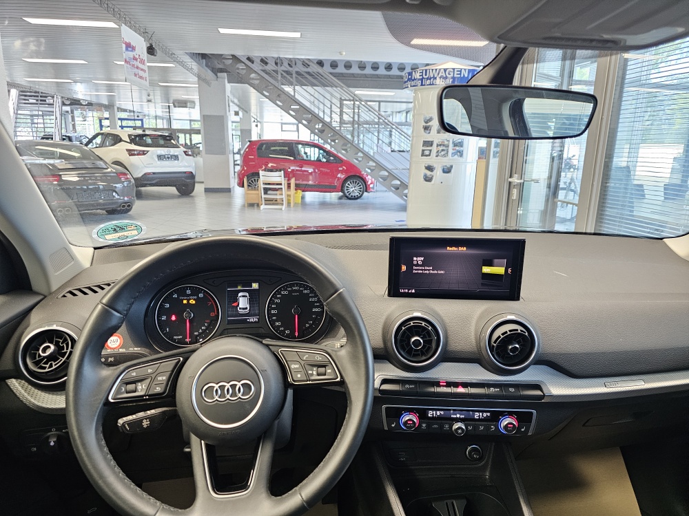 Audi Q2  bei Hoffmann Automobile in Wolfsburg kaufen und sofort mitnehmen - Bild 13
