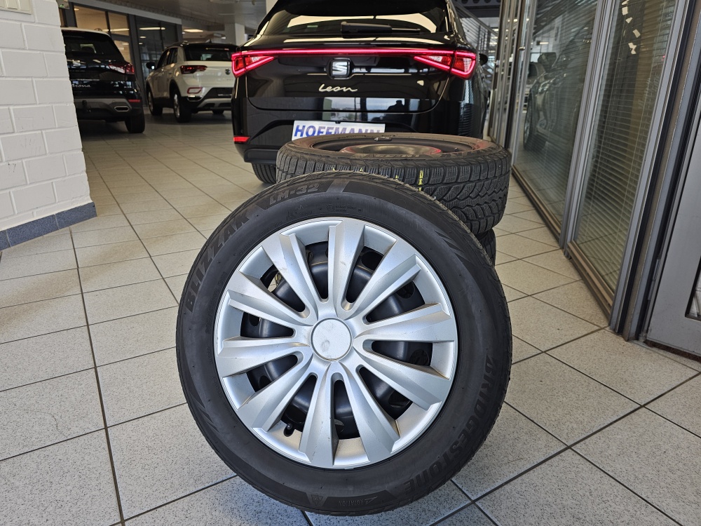 Seat Leon  bei Hoffmann Automobile in Wolfsburg kaufen und sofort mitnehmen - Bild 5